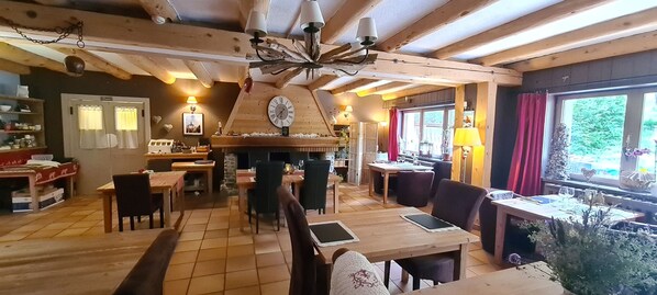 Restaurant - Hôtel Restaurant L'Adray (Aime-la-Plagne)