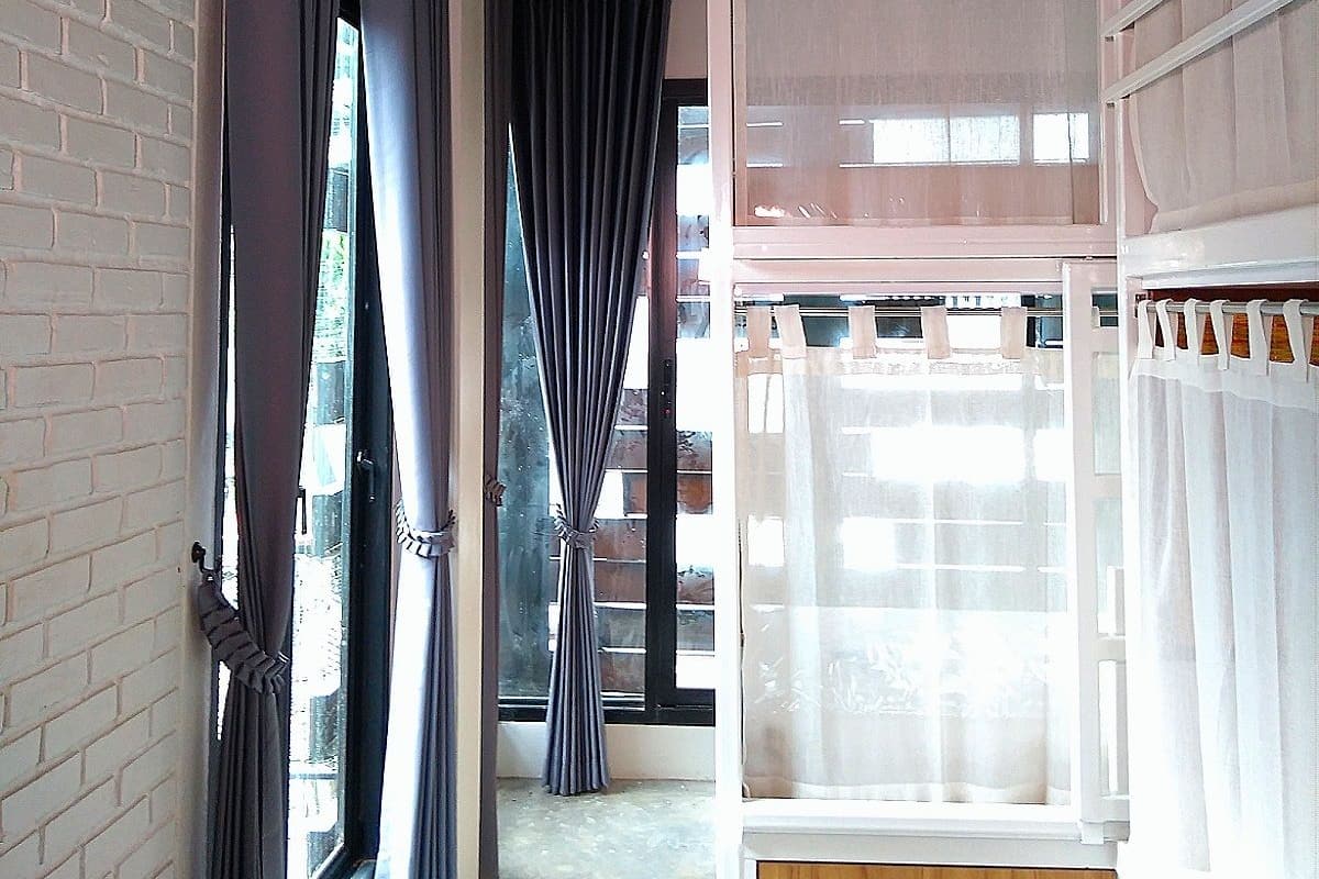 8-Bed Mixed Dormitory with Shared Bathroom | Free WiFi