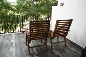 Superior Duplex, Mountain View, Poolside | Terrace/patio - Hotel Freedom Village (Dambulla)