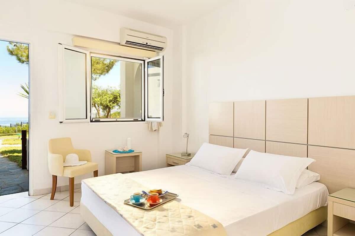 Sistema de insonorización, wifi gratis y ropa de cama