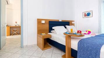 Family Room, Connecting Rooms | Soundproofing, free WiFi, bed sheets