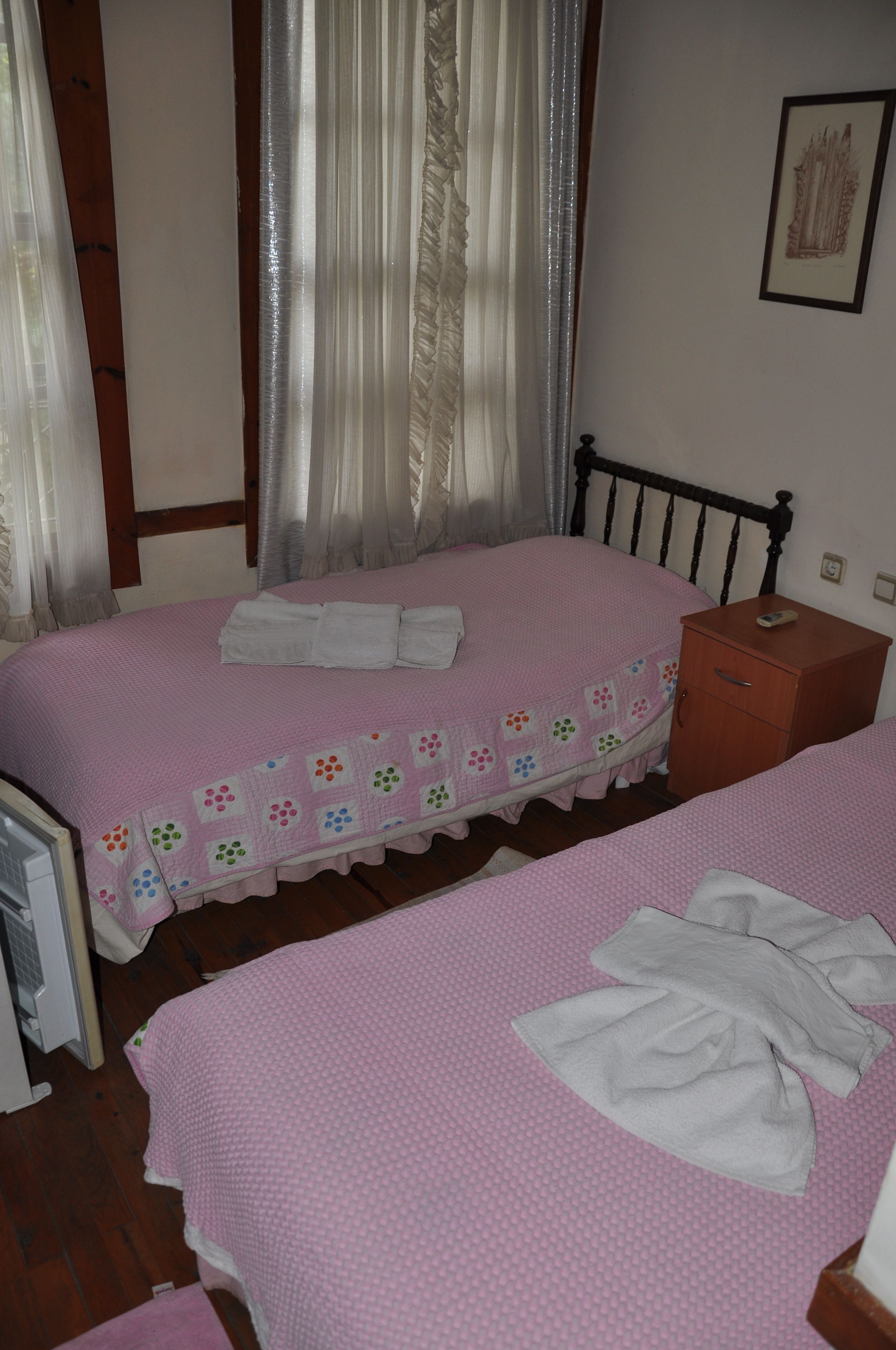 Minibar, desk, soundproofing, iron/ironing board