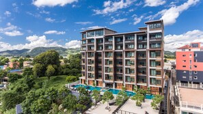 Front of property - Natee The Riverfront Hotel Kanchanaburi (Kanchanaburi)