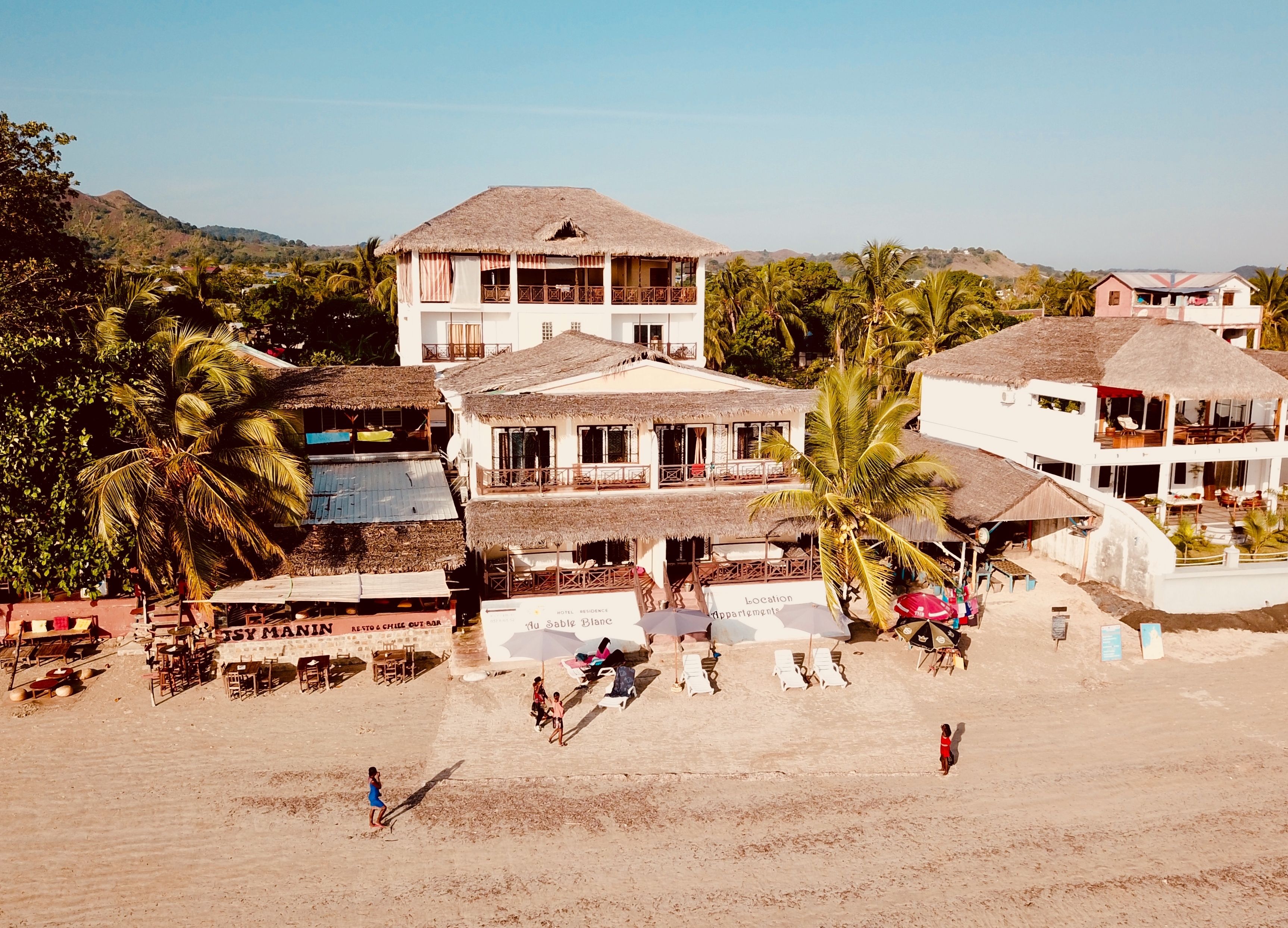 apartment, sea view (feet in water) | exterior