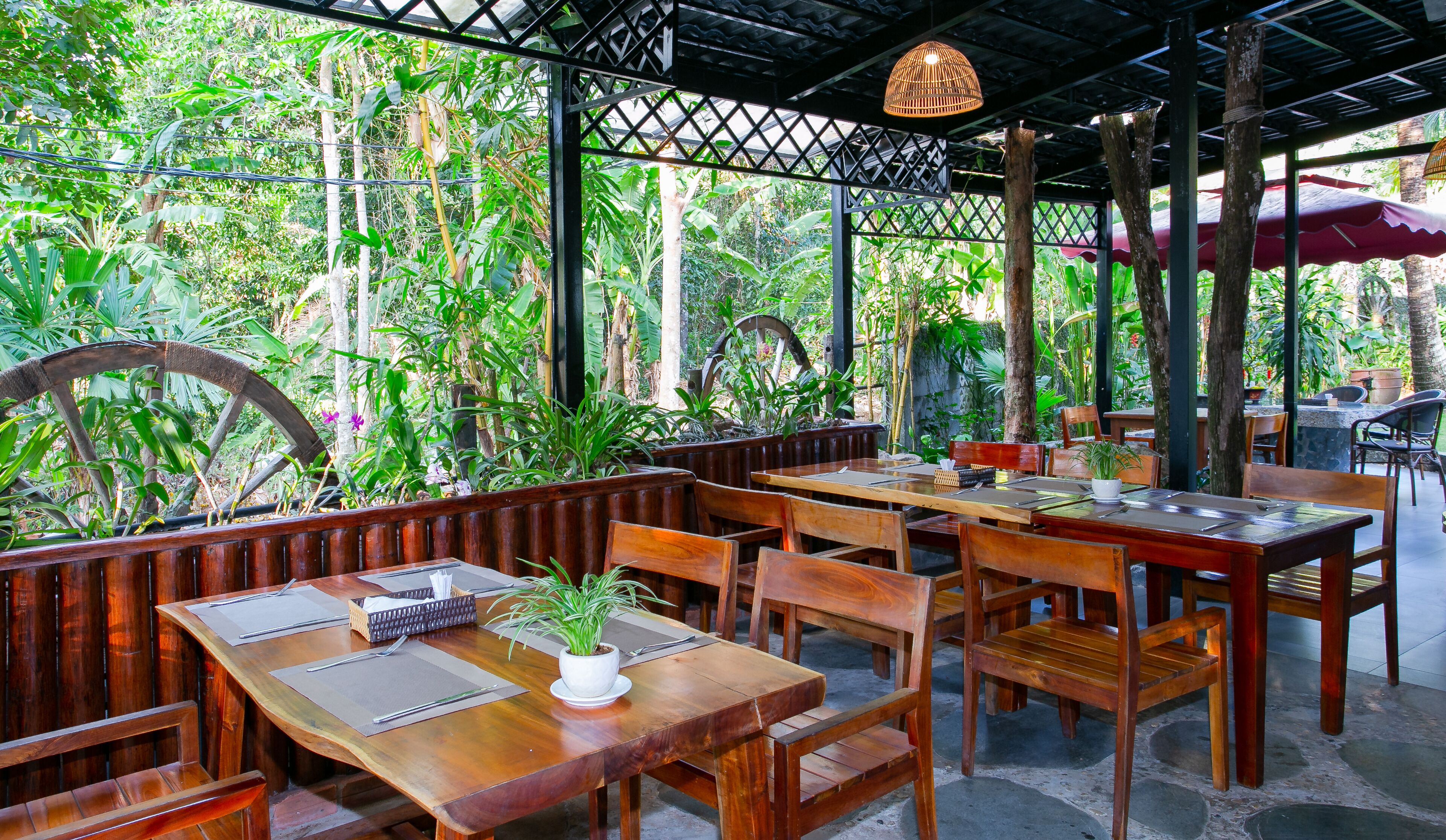 breakfast, lunch served; local and international cuisine, garden views