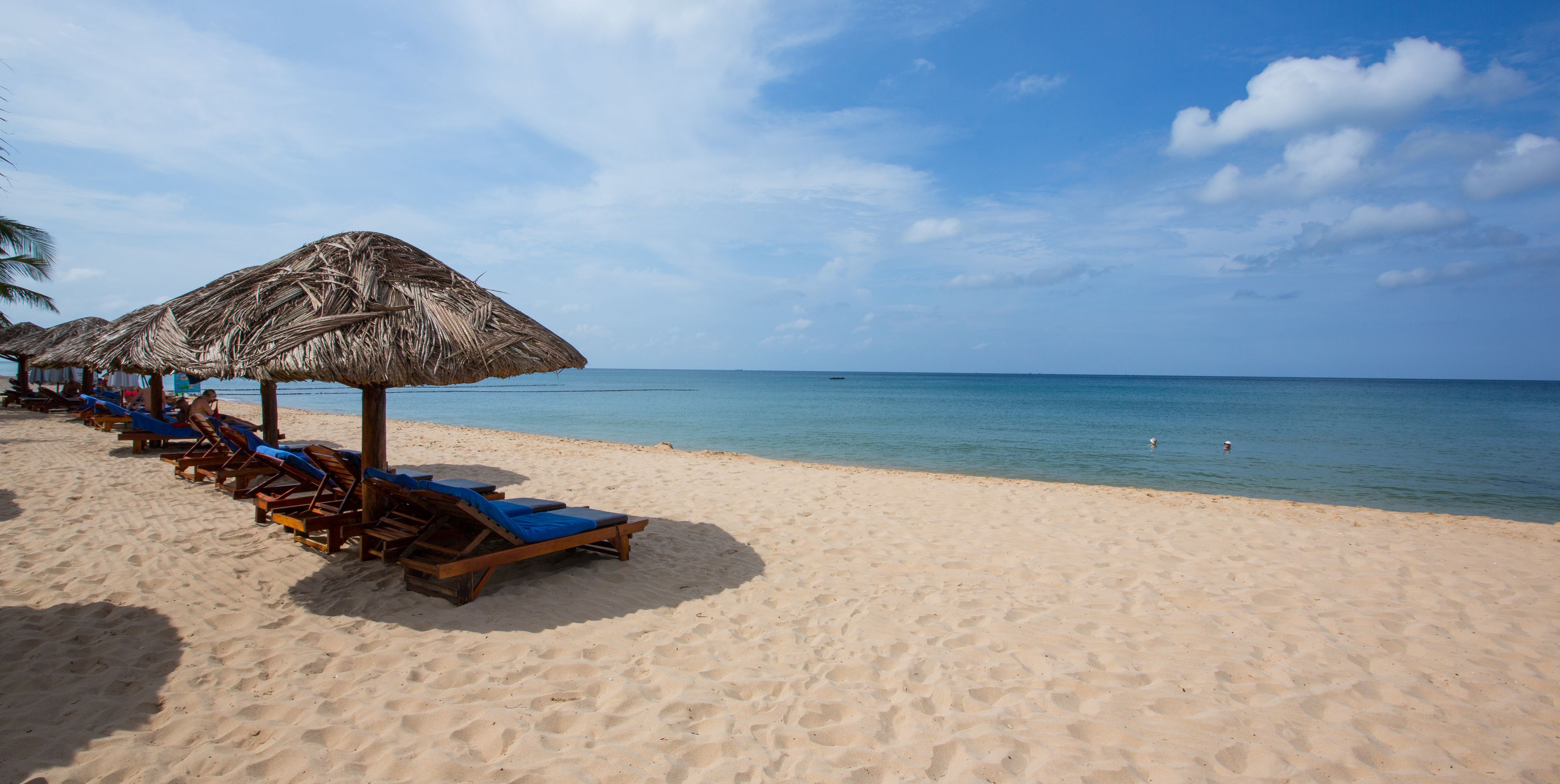 Privéstrand vlakbij, een gratis shuttleservice van/naar het strand
