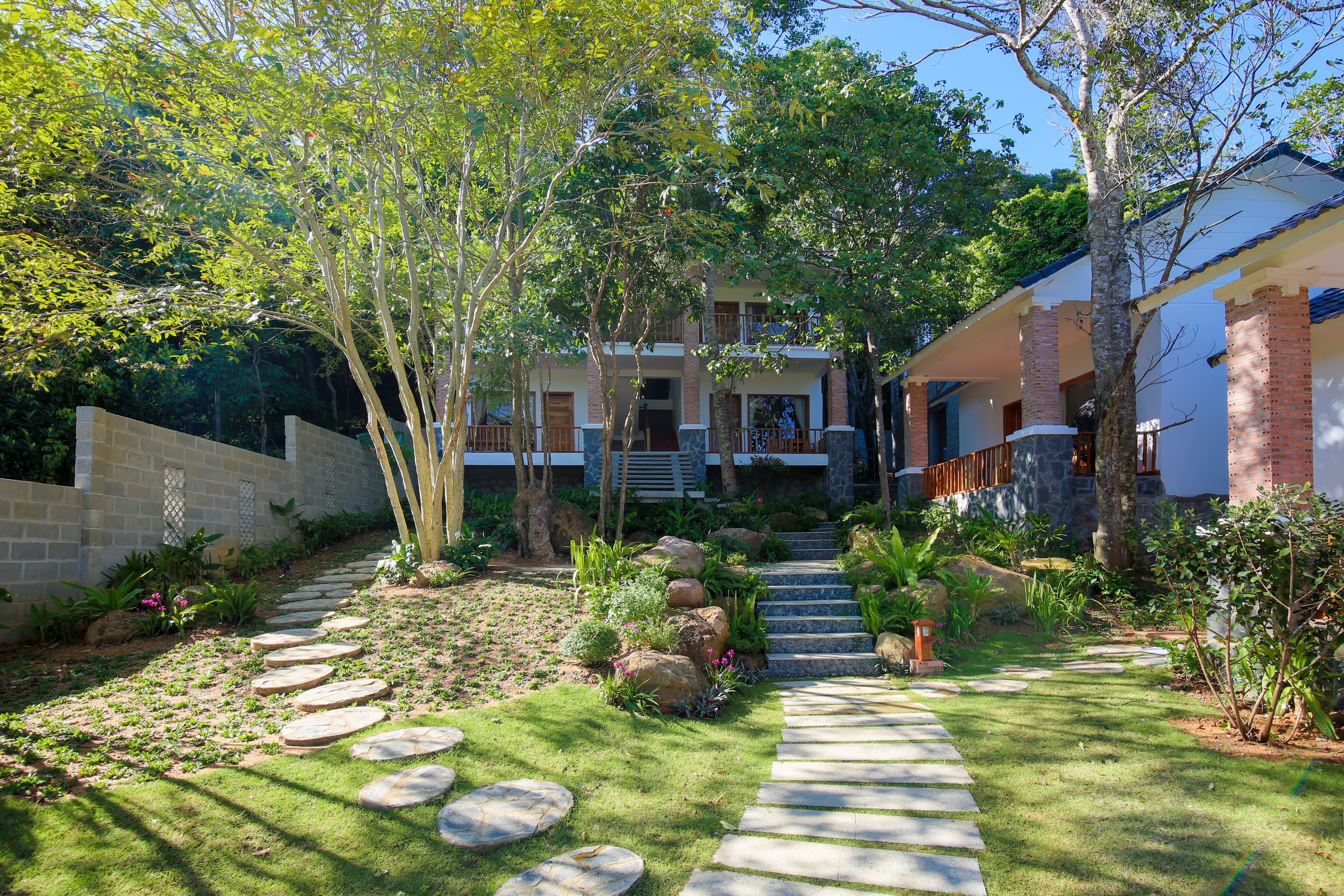 deluxe room, 1 king bed, mountain view | mountain view