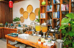 Daily buffet breakfast for a fee - Nadine Phu Quoc Resort & Spa (Phu Quoc)