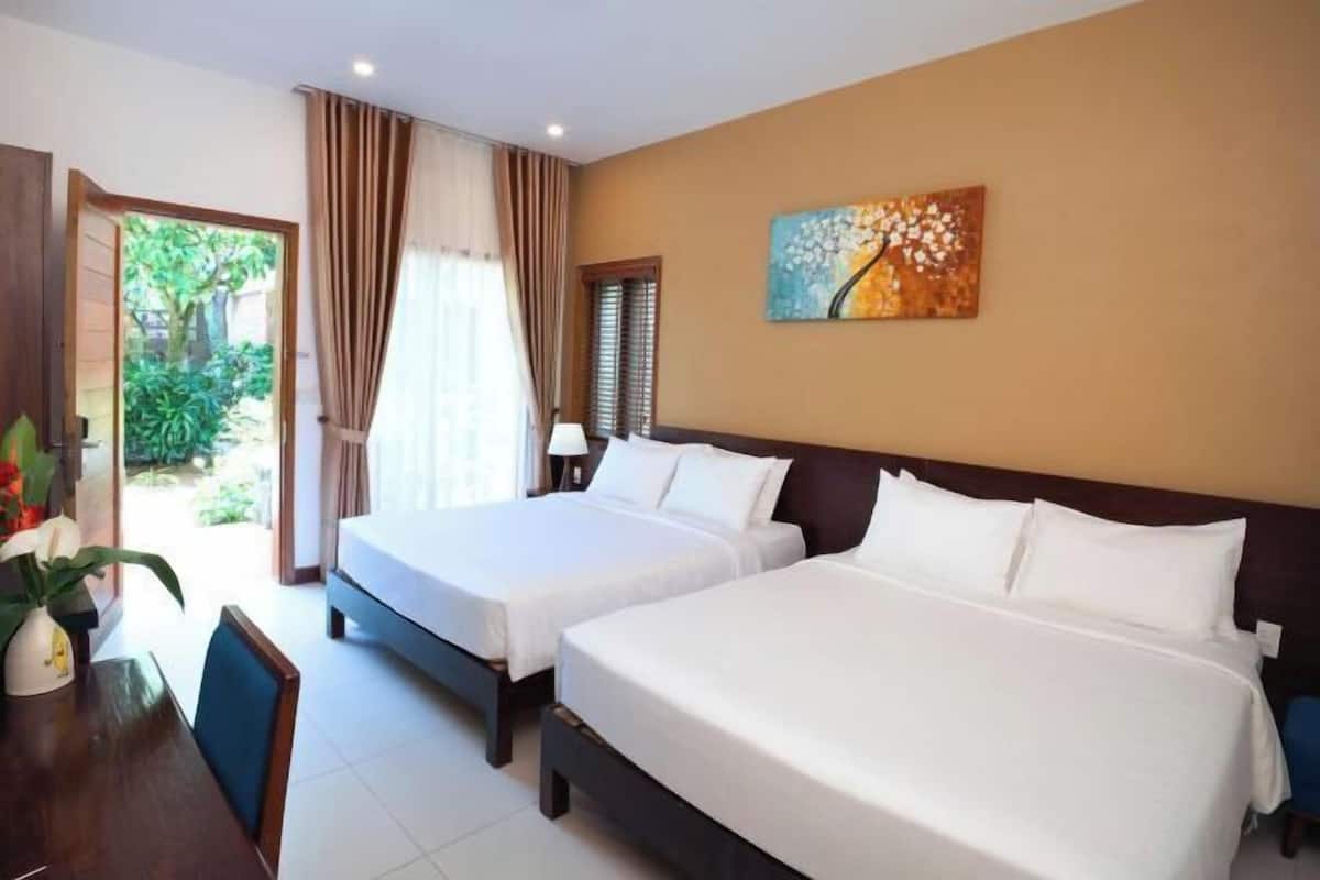 Minibar, Zimmersafe, Verdunkelungsvorhänge, schallisolierte Zimmer