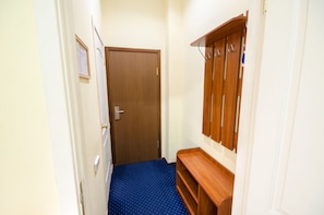 Standard Single Room | Room amenity