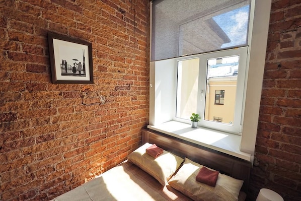 1 bedroom, in-room safe, iron/ironing board, free WiFi