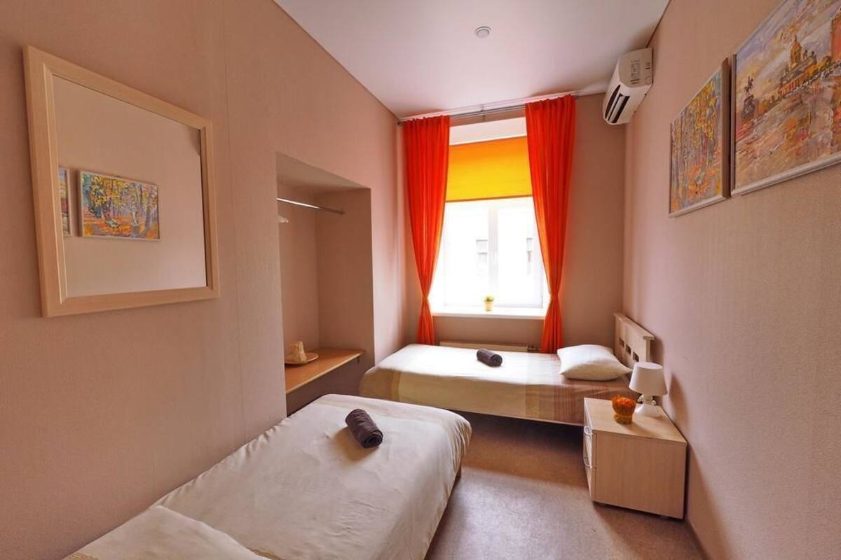 1 bedroom, in-room safe, iron/ironing board, free WiFi