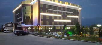 Nevan Suite Hotel