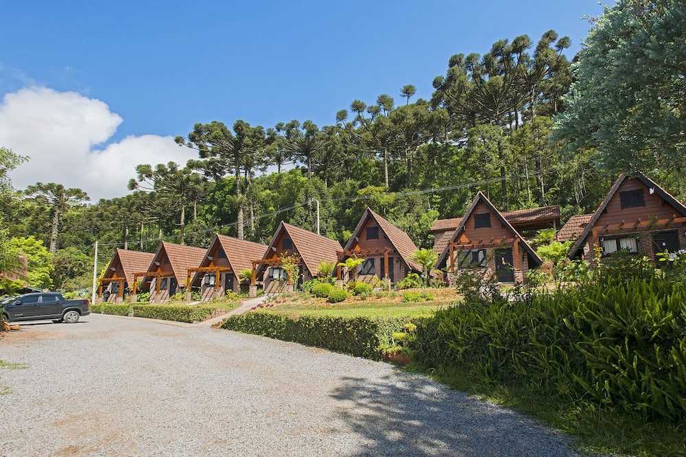 Hotel Fioreze Chalés