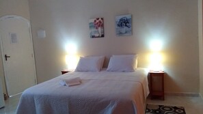 Phòng Suite Tiêu chuẩn, 1 giường cỡ queen | Minibar, két bảo mật tại phòng, truy cập Internet không dây miễn phí