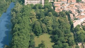 Aerial view - Château de Lignan (Lignan-sur-Orb)