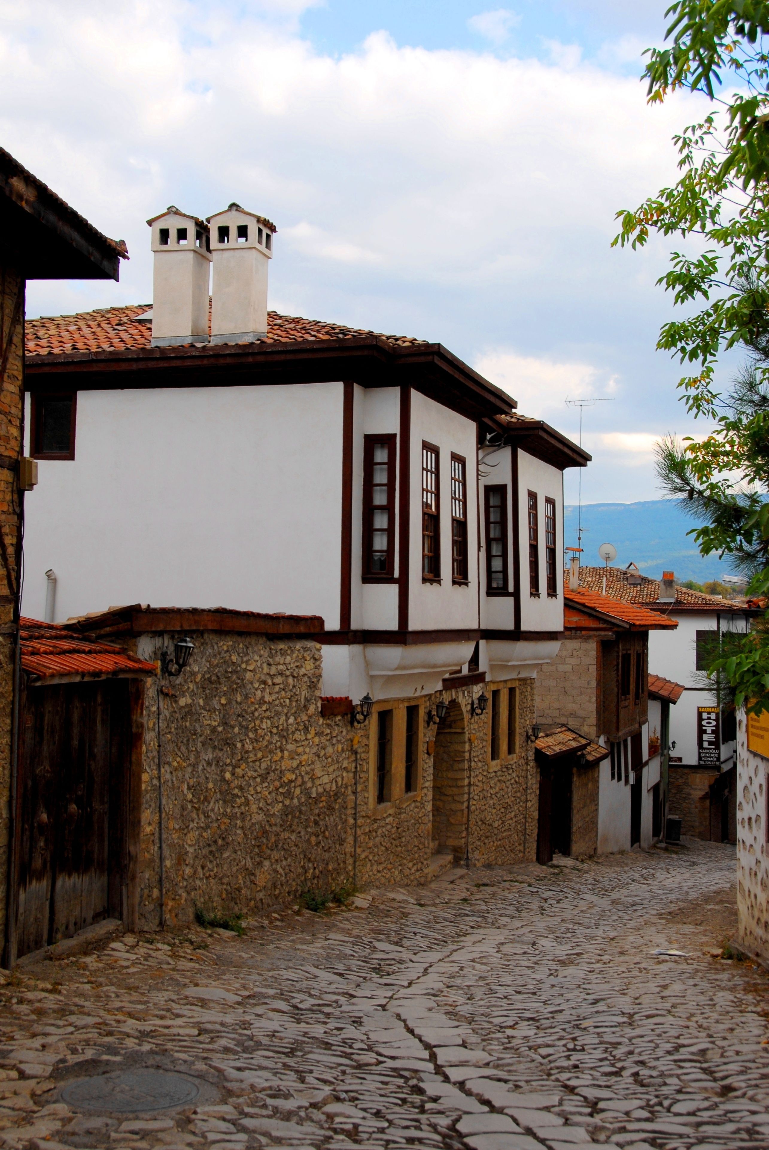 Mặt tiền nơi lưu trú