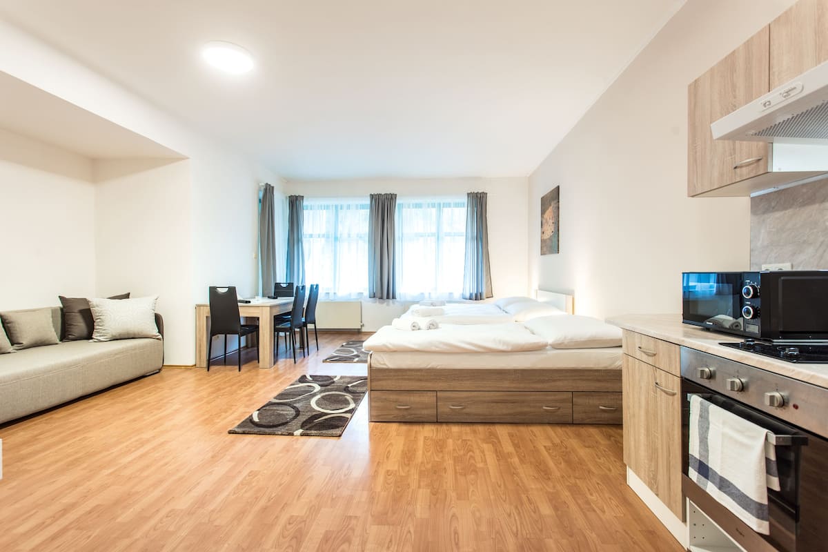 Blackout curtains, iron/ironing board, free cots/infant beds, free WiFi