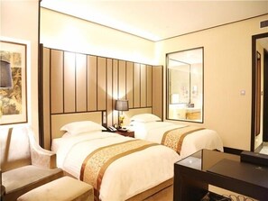 Minibar, in-room safe, rollaway beds, WiFi