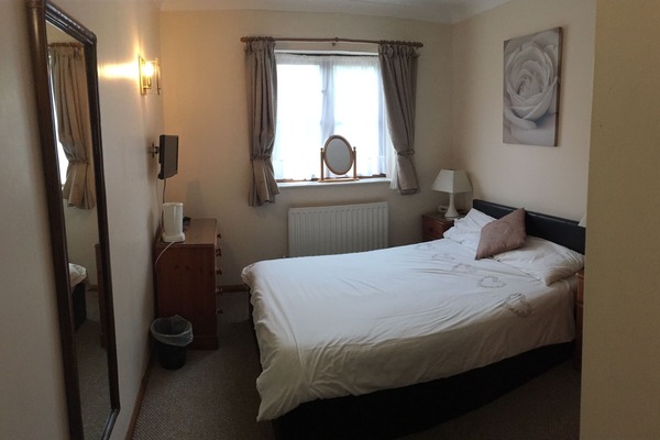 Individuell inredning, unika möbler, gratis wi-fi och sängkläder