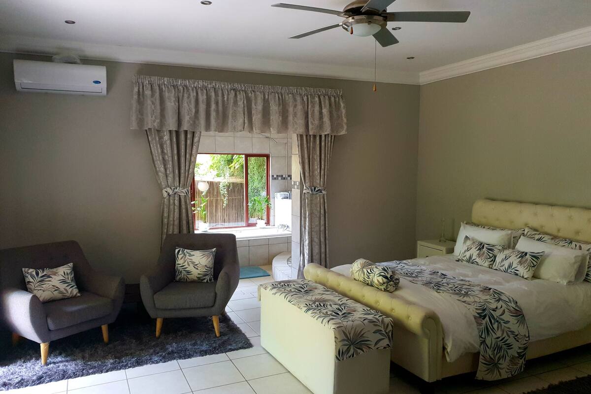 Deluxe Double Room | Peralatan tempat tidur premium, Wi-fi percuma, cadar katil