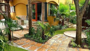 Luxury Apartment One 48M2 | Pemandangan taman