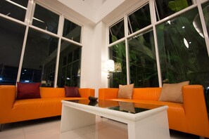 Lobby - Primetime Hotel (Chonburi)
