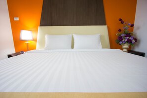 Room, 1 King Bed | Desk, blackout drapes, rollaway beds, free WiFi - Primetime Hotel (Chonburi)