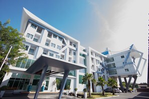 Exterior - Primetime Hotel (Chonburi)