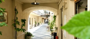 Safrano Palace