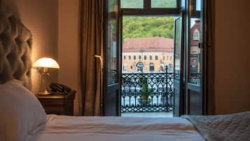 Panoramic Double Room, 1 Queen Bed, Mountain View | 1 bedroom, premium bedding, free WiFi, bed sheets