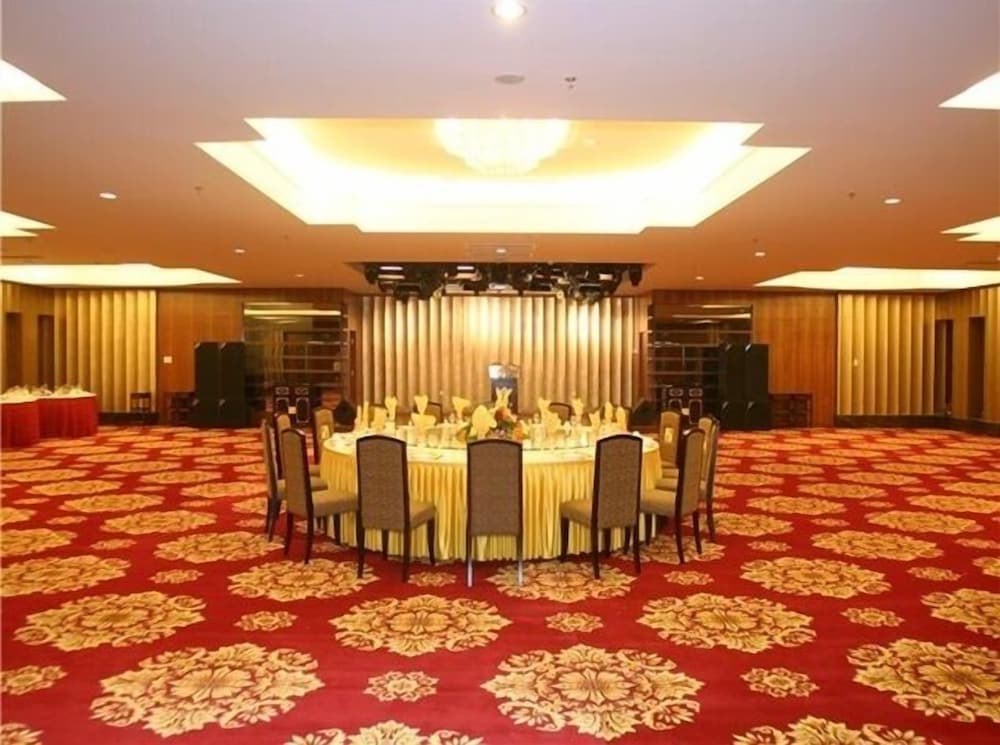 Qian'an Jinjiang Hotel photo 3