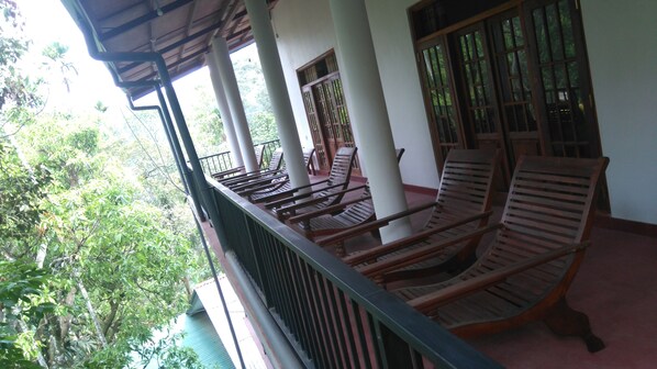 Balcony - Samadhi Guest Inn Ella (Ella)