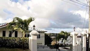 Unclassified image, 5 of 23, button - Rodney Bay Suites (Gros Islet)