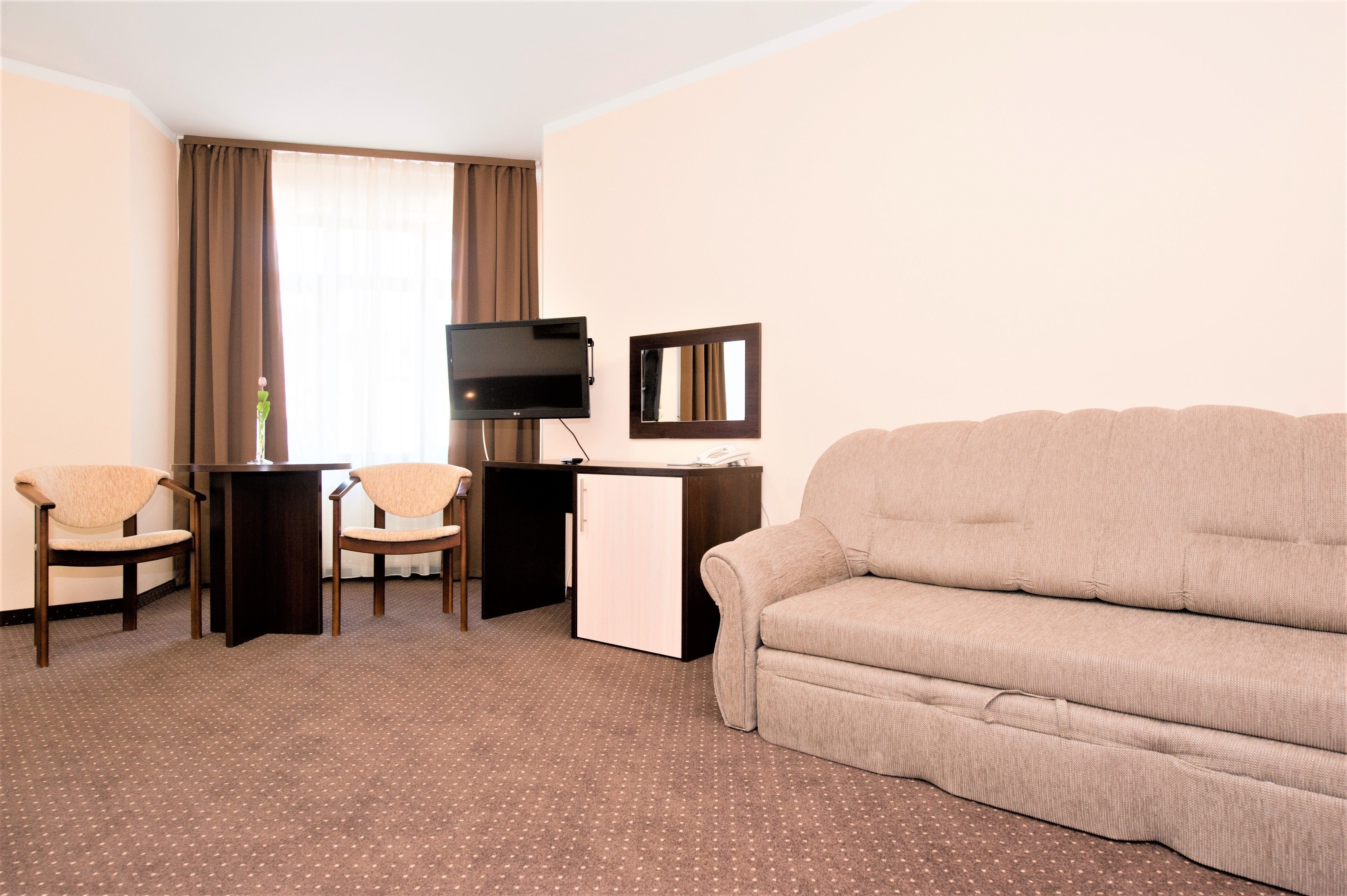 superior room | desk, iron/ironing board, rollaway beds, free wifi