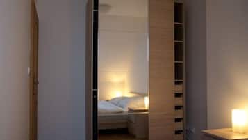 Duplex, Kitchen | 1 bedroom, desk, blackout curtains, soundproofing