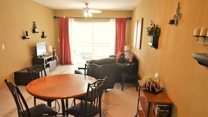 Unclassified image, 5 of 19, button - Apartment with pool view RinconadaDelSol (Playa del Carmen)