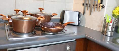 Réfrigérateur, micro-ondes