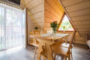 Family Suite, 2 Bathrooms | Living area | Flat-screen TV - Willa Trebunia (Zakopane)