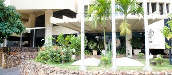 Flat Oeste La Residence