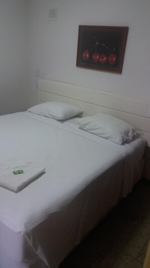 4 bedrooms, pillow-top beds, desk, laptop workspace