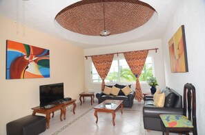 Een flatscreentelevisie