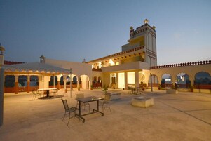 Frühstück, Mittagessen, Abendessen, internationale Küche 