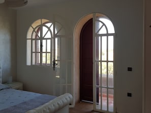 Comfort Villa, 4 Bedrooms | 4 bedrooms, premium bedding, down comforters, pillowtop beds