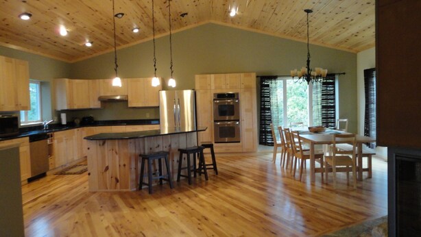 Private kitchen - Five Lakes Resort (Frazee)