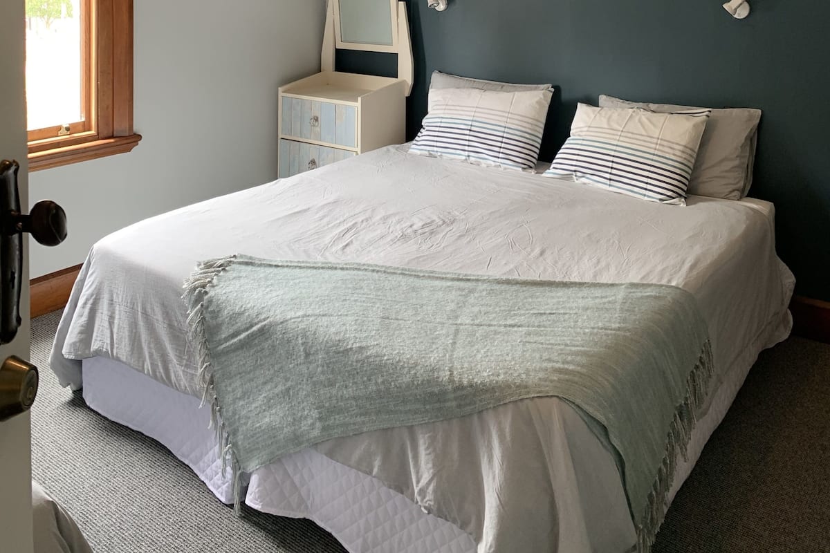 Chambre triple (Room 8) | AccĂšs au Wi-Fi (inclus), literie fournie