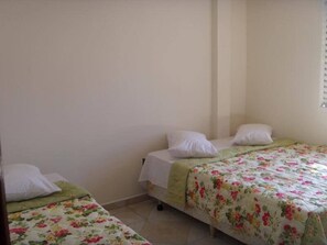Minibar, free WiFi, bed sheets - Hotel Estação da Fé (Aparecida)