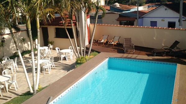 Outdoor pool, pool loungers