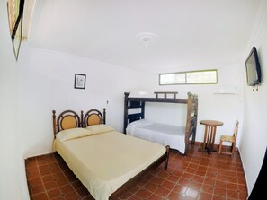 Room - Hostal Dumbira (Santa Marta)
