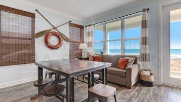 House, 3 Bedrooms | Interior